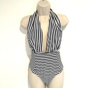CUPSHE Geometric Striped One Piece Backout Swimsuit Halter-Tie Size Med…NWT